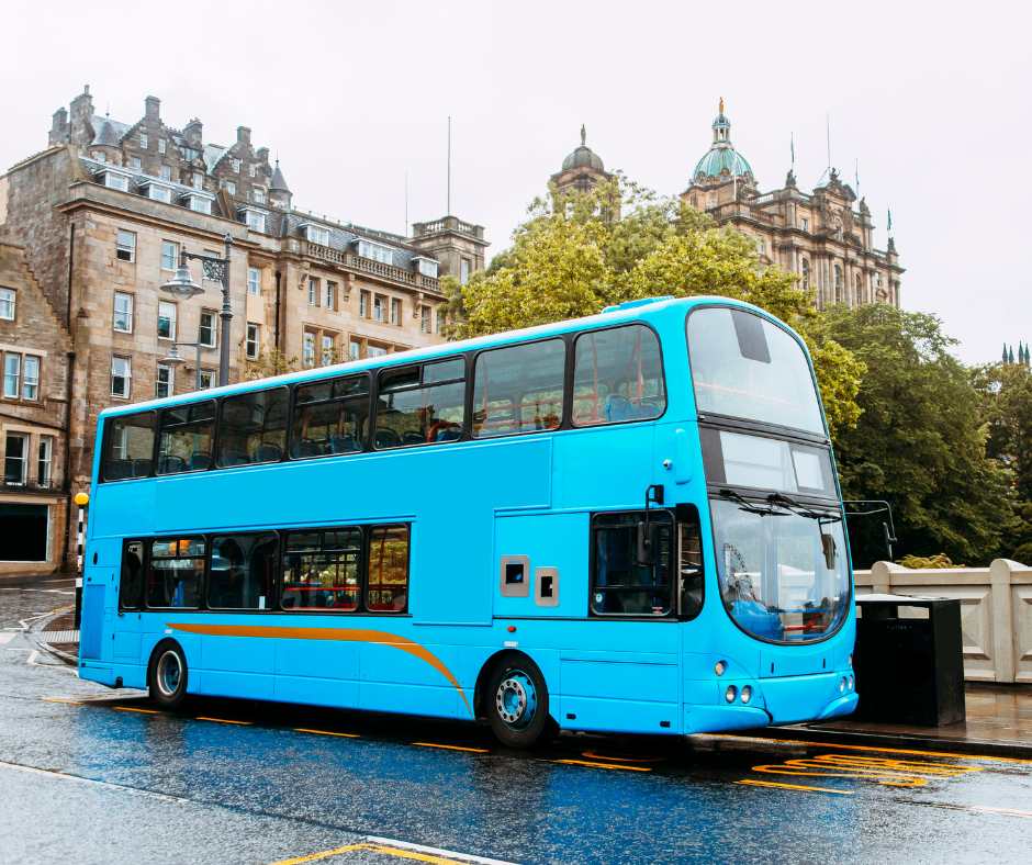 Wie komme ich von Edinburgh nach Glasgow - Bus